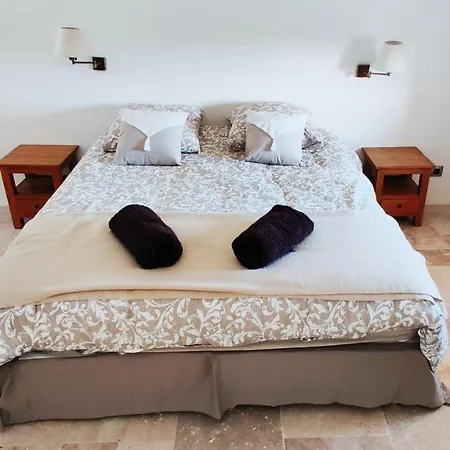Superbe Chambre Avec Terrasse, Parking Prive, Jardin, Calme, Climatisation, 10 Mn Pont Du Gard #7 *