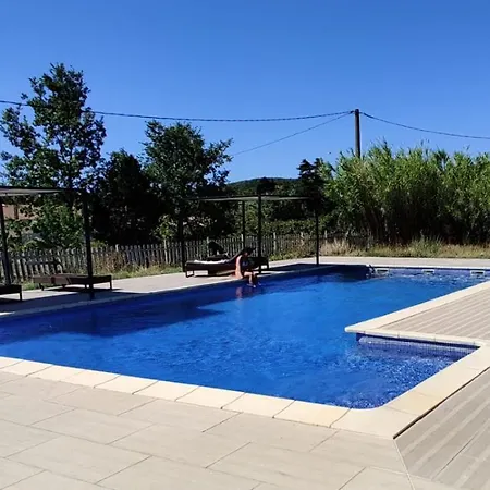 Superbe Chambre Avec Terrasse, Parking Prive, Jardin, Calme, Climatisation, 10 Mn Pont Du Gard #7